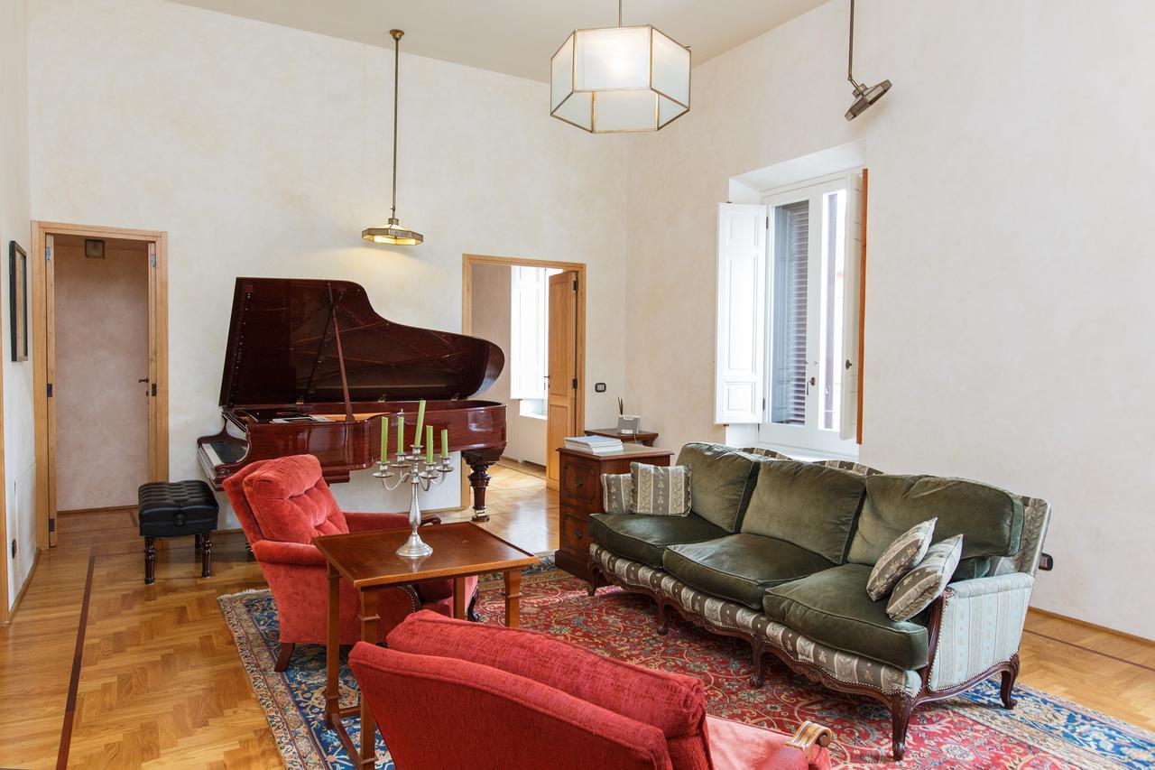 Habitat'S Navona 4Br Apartment ローマ エクステリア 写真